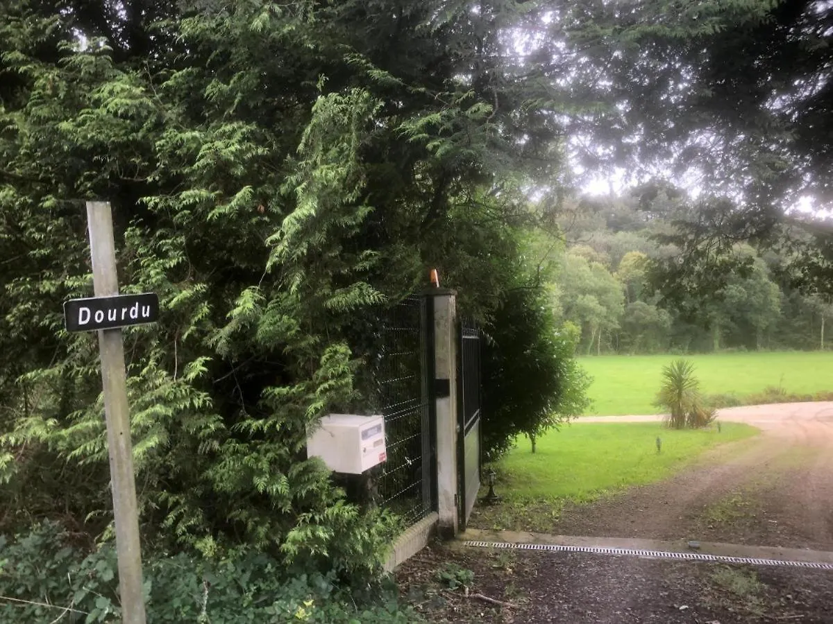 Gite Equestre Du Dourdu Loperec